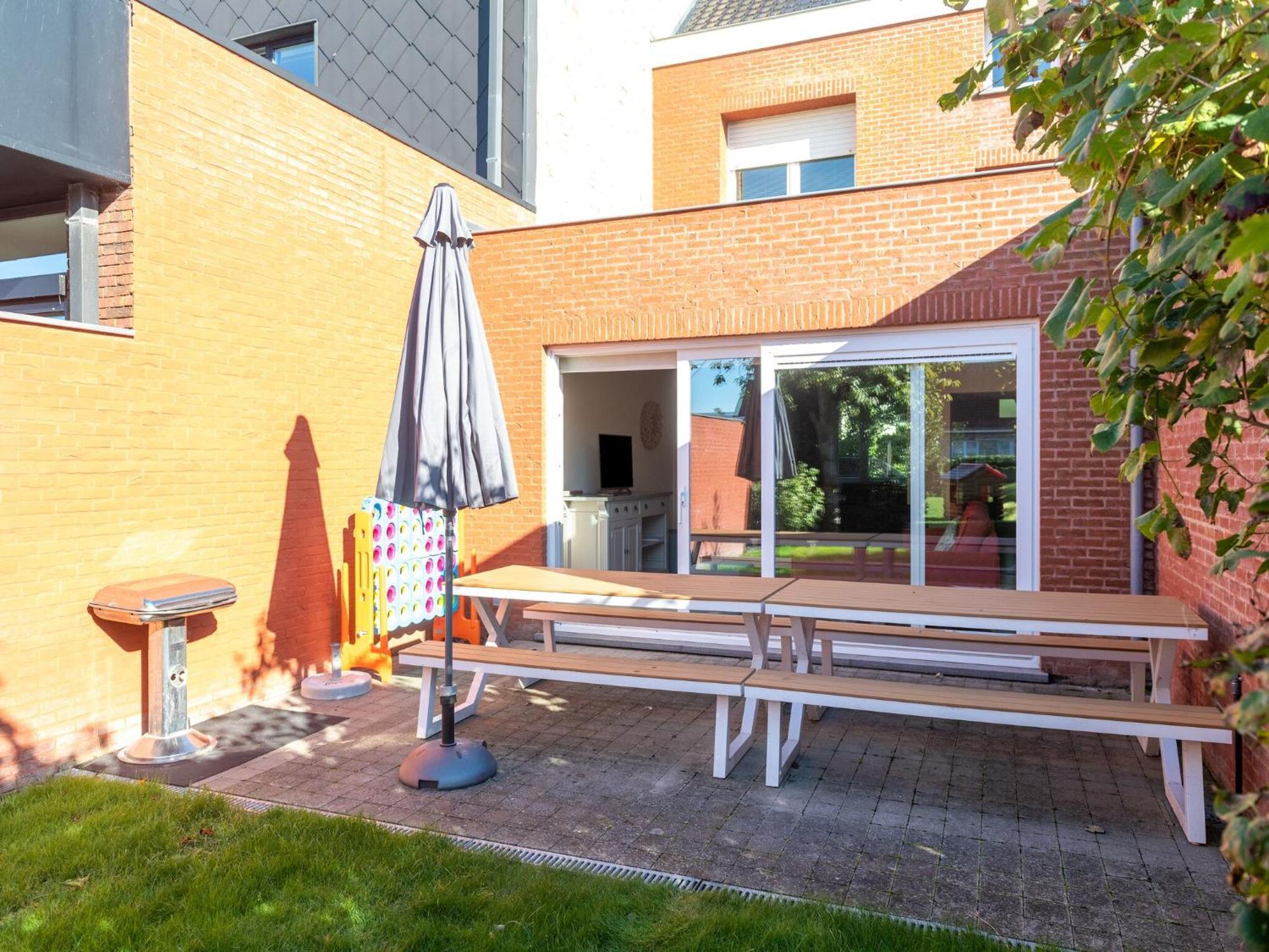 Spacious Holiday Home With Garden Nieuwpoort Exterior foto